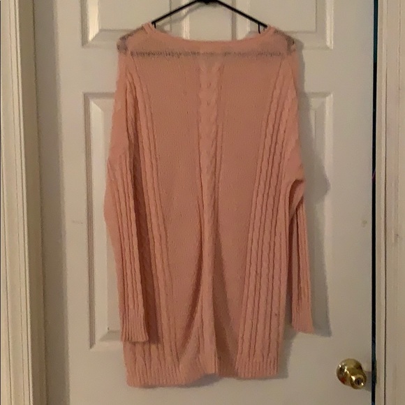 Fashion Nova pink sweater - Picture 4 of 4